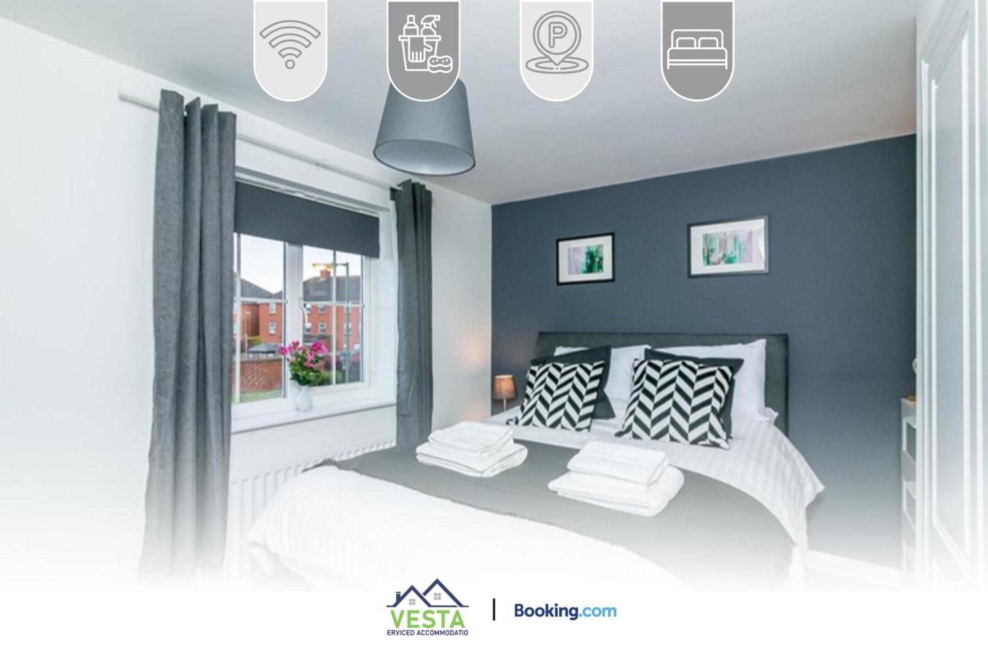 Three Bedroom Apartment By Vesta Serviced Accommodation & Short Lets Hatfield With Free Parking ภายนอก รูปภาพ